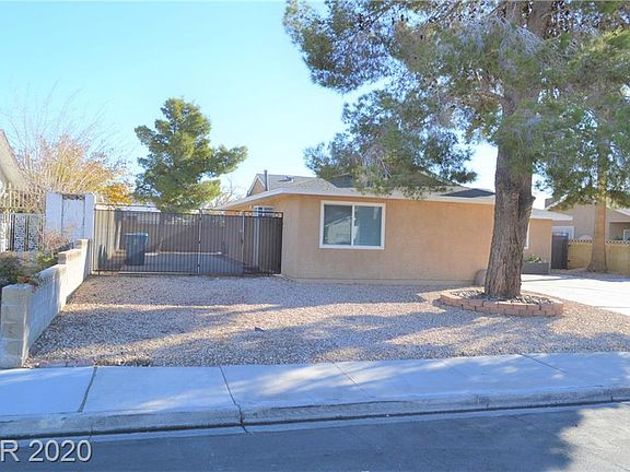 3rd image of 1025 Palmhurst Dr