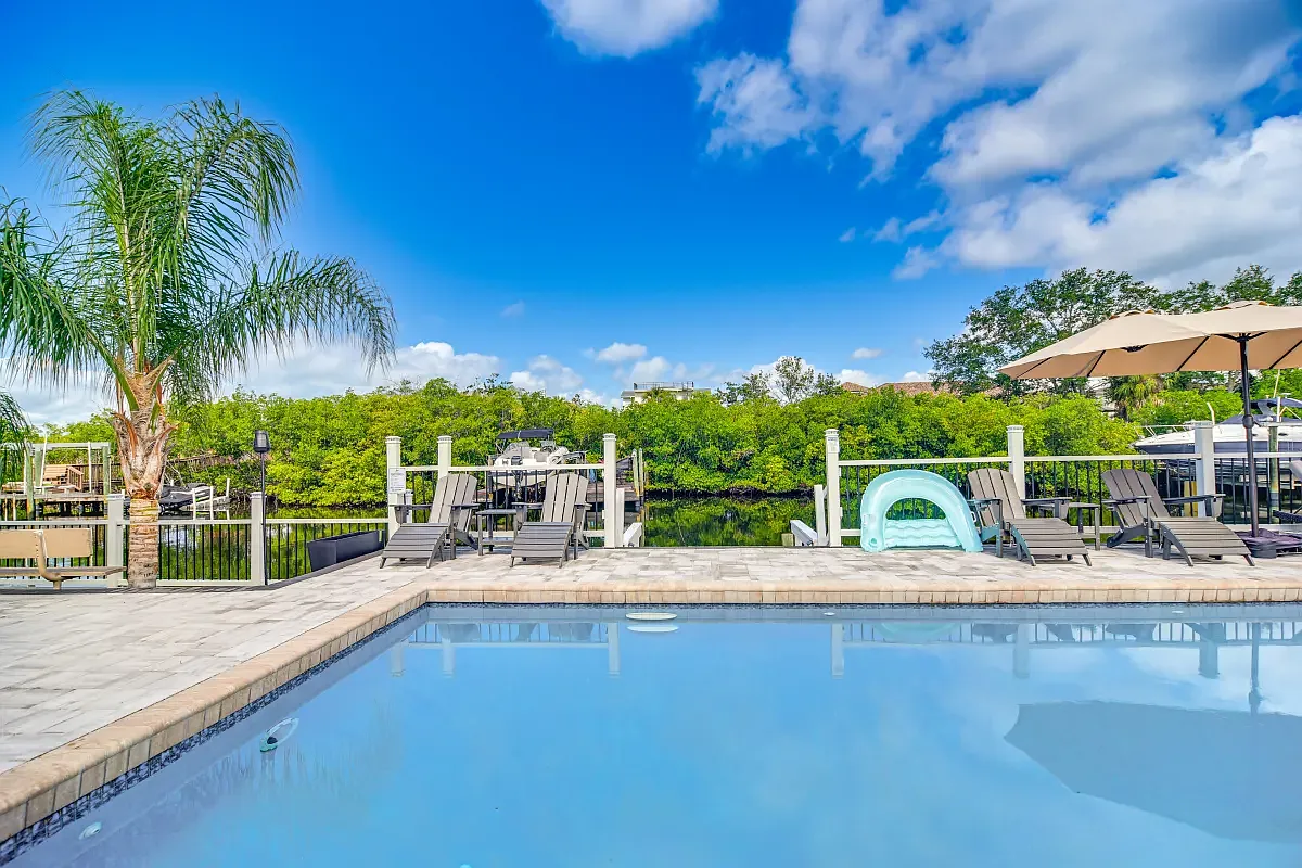 Building Photo - 4636 Bay Crest Dr