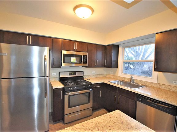 3rd image of 23364 W Winston Ave