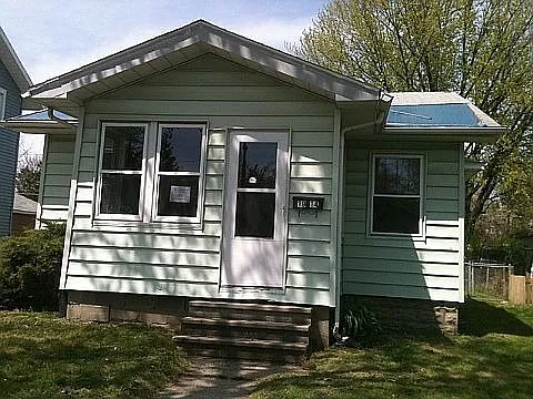 1914 3rd St photo 1
