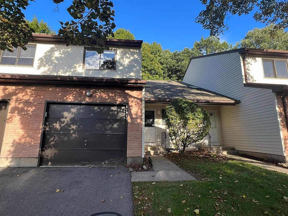 1st image of 184 Oak Forest Dr