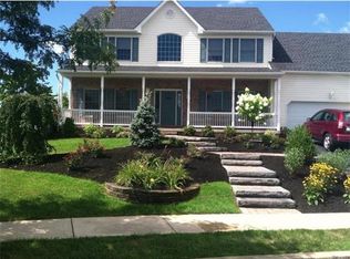 4 Tulip Ct, Easton, PA 18045