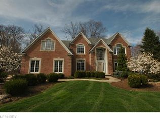 2900 Timberwood Dr, Broadview Heights, OH