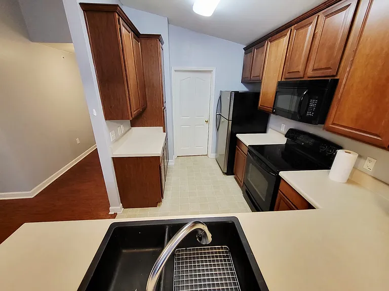 339 Westbend Dr — Photo 16