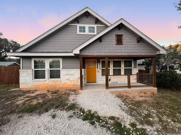 111 Alpine Ct, Spring Branch, TX 78070
