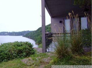 4473 Hamrock Ln APT 302, Osage Beach, MO 65065