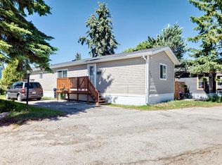 3223 83rd St NW #300, Calgary, AB T3B5N1