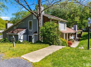 118 Clancy Cir, Cary, NC 27511