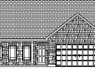 1398 Chantilly Ln, Centerville, OH 45458