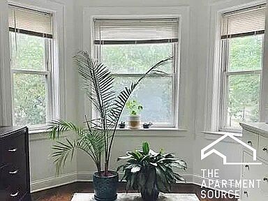 3rd image of 2722 W Logan Blvd APT 1