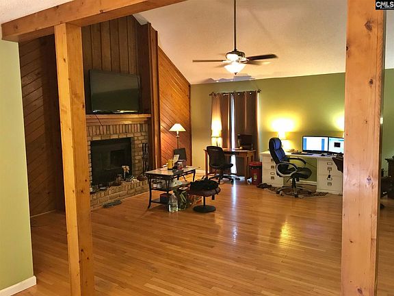 5th image of 1716 Willow Creek Dr