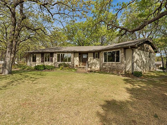 2nd image of 2661 Cedar Oak Dr