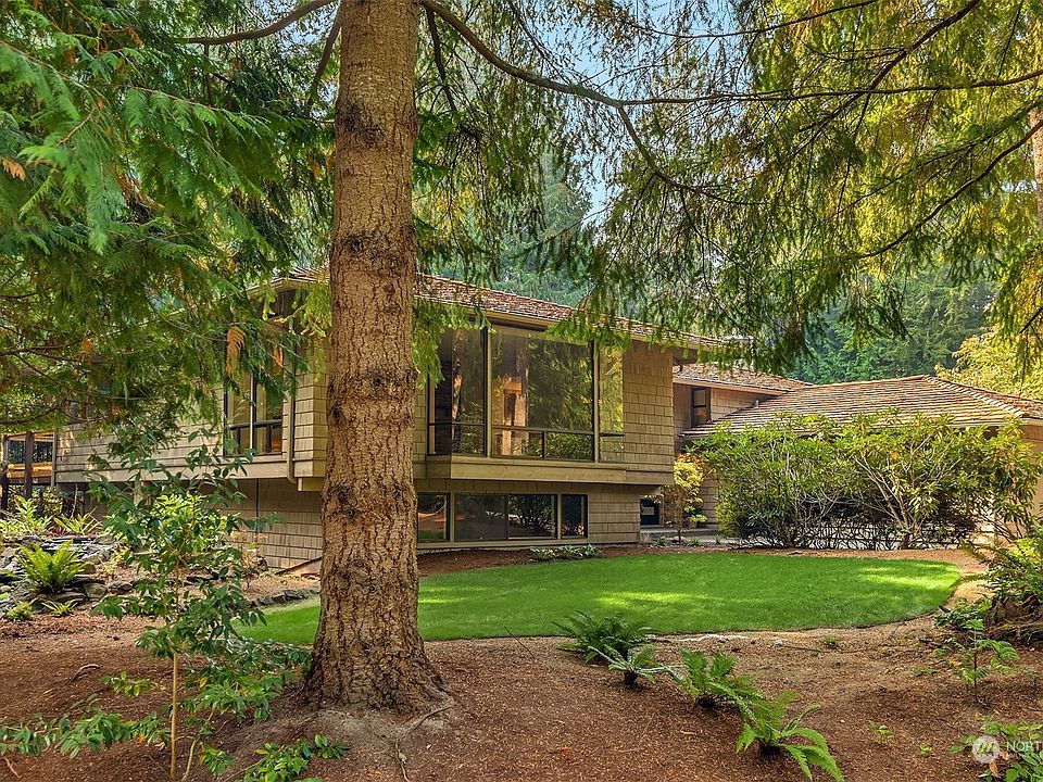 1st image of 3516 Sahalee Dr W