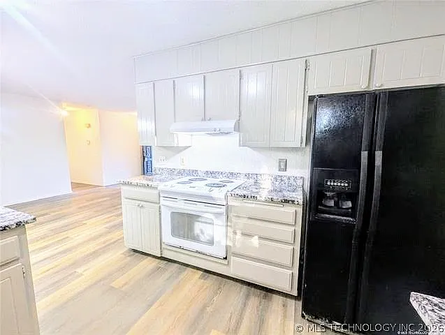 121 W Jefferson Pl — Photo 7