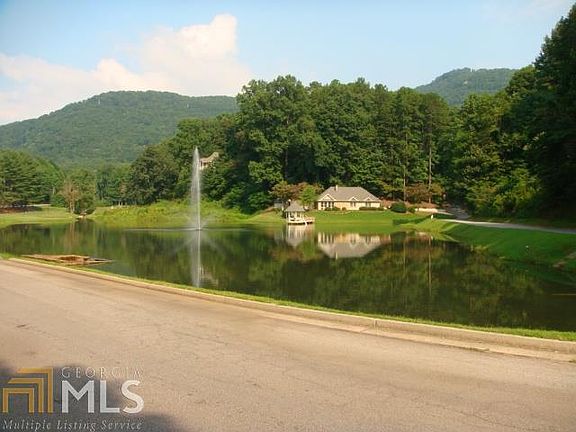 3rd image of 227 Shakespeare Dr Unit 310