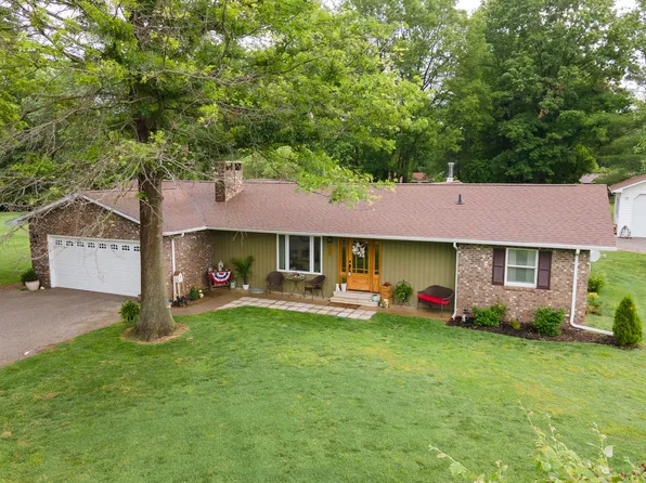 443 Timber Trail Dr, Murphysboro, IL 62966