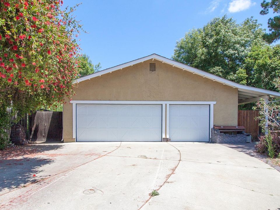 1st image of 206 Paraiso Ct