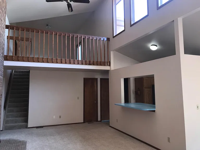 5292 Cracker Barrel Cir — Photo 9