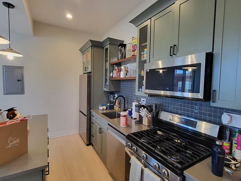 3458 W Lake St #2R — Photo 4