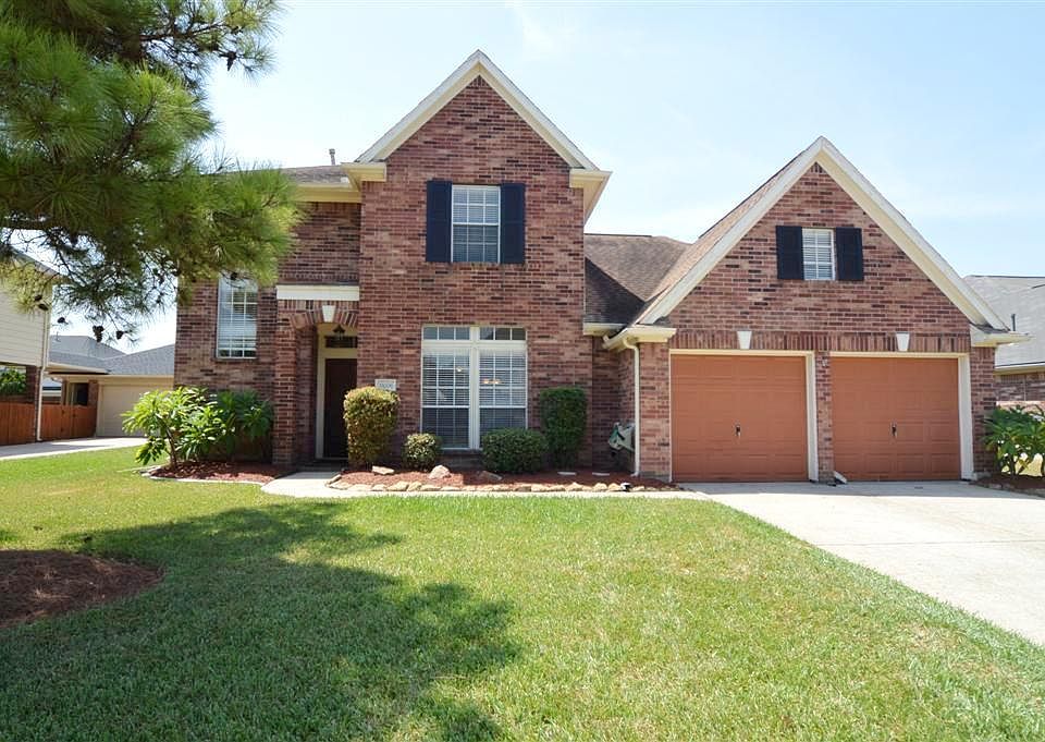 1st image of 11006 Pinewood Ct