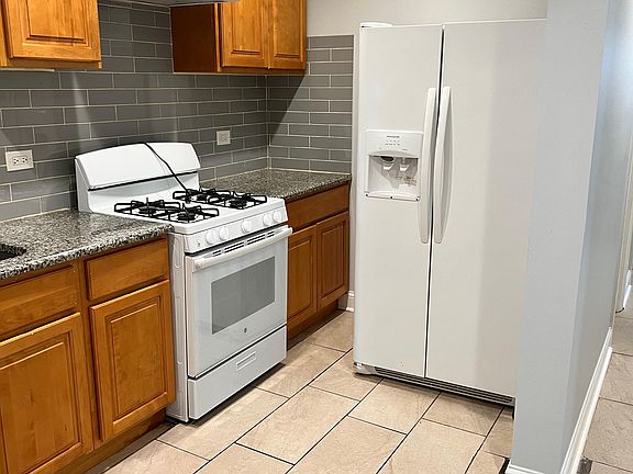 5th image of 6034 N Fairfield Ave #G