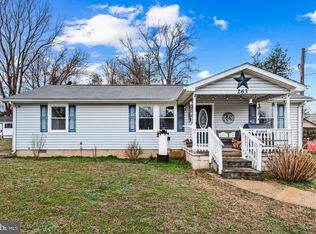 263 Meadow View Ln, Colonial Beach, VA 22443
