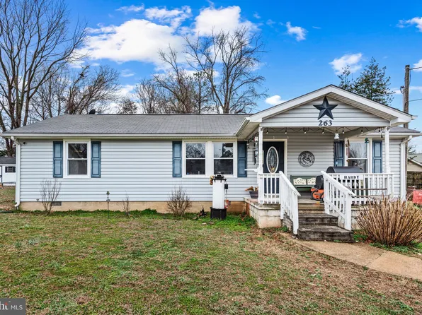 263 Meadow View Ln, Colonial Beach, VA 22443