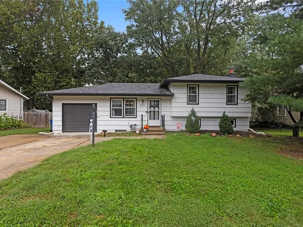 417 Melrose St, Liberty, MO 64068