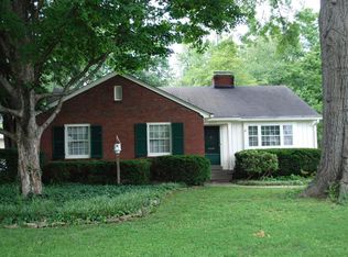 4013 Leland Rd, Saint Matthews, KY 40207