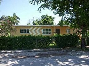1st image of 1050 NE 146th St