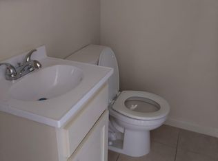 780 Spruce Ave APT 19, Upland, CA 91786