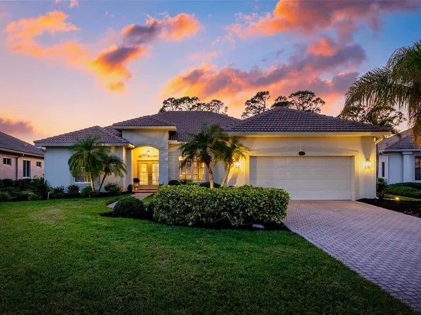 825 Adonis Pl, Venice, FL 34292