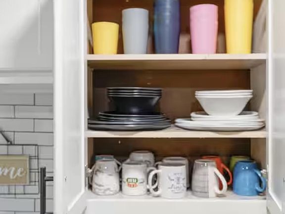 Plates, cups and Mugs