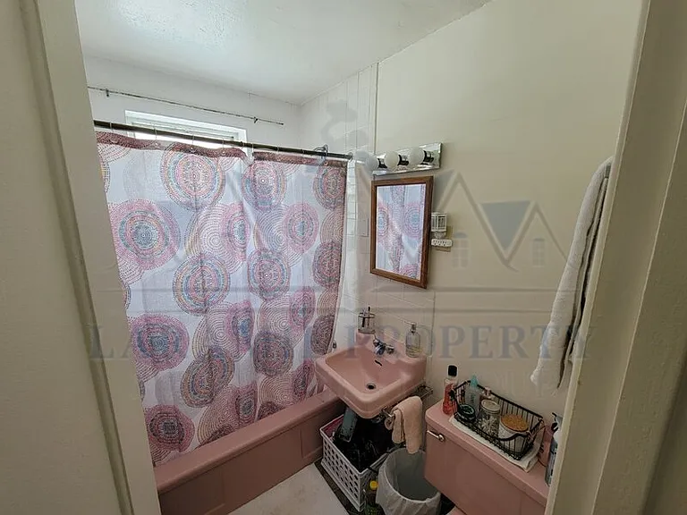 309 S 10th St #23 — Photo 6