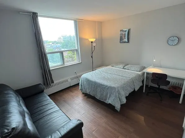 111 Davisville Ave, Toronto, ON