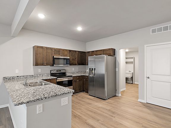 5th image of 1 Pier Dr #51393