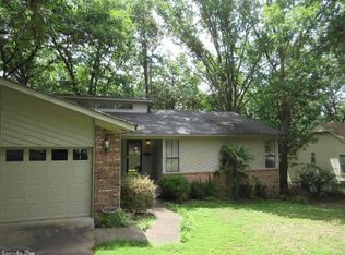 803 Cedar Ridge Dr, Little Rock, AR 72211