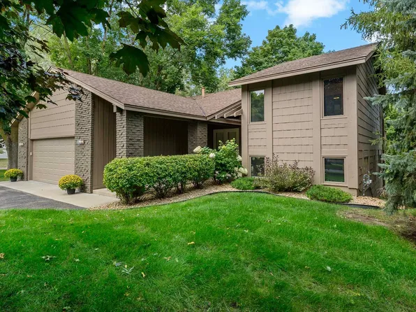 14630 Wellington Rd, Wayzata, MN 55391
