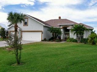 430 Island Cay Way, Apollo Beach, FL 33572