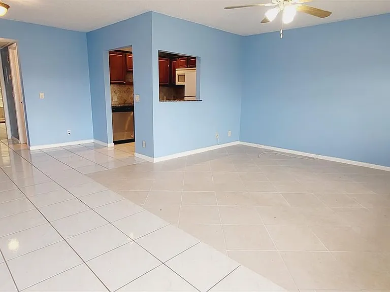 534 Mansfield M #534 — Photo 5