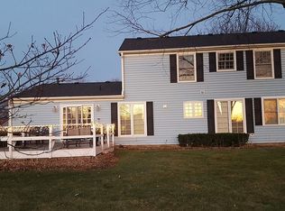 481 Arbor Gate Ln, Buffalo Grove, IL 60089