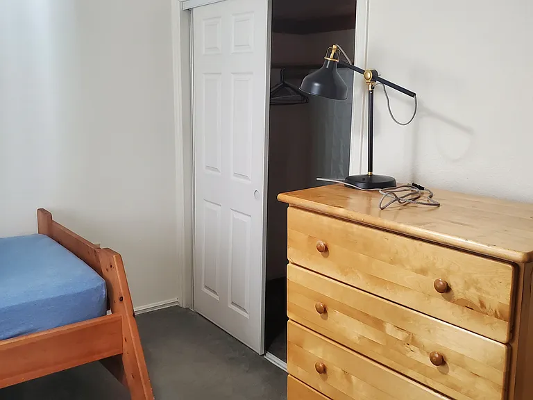 802 Acacia Ave #2 — Photo 5