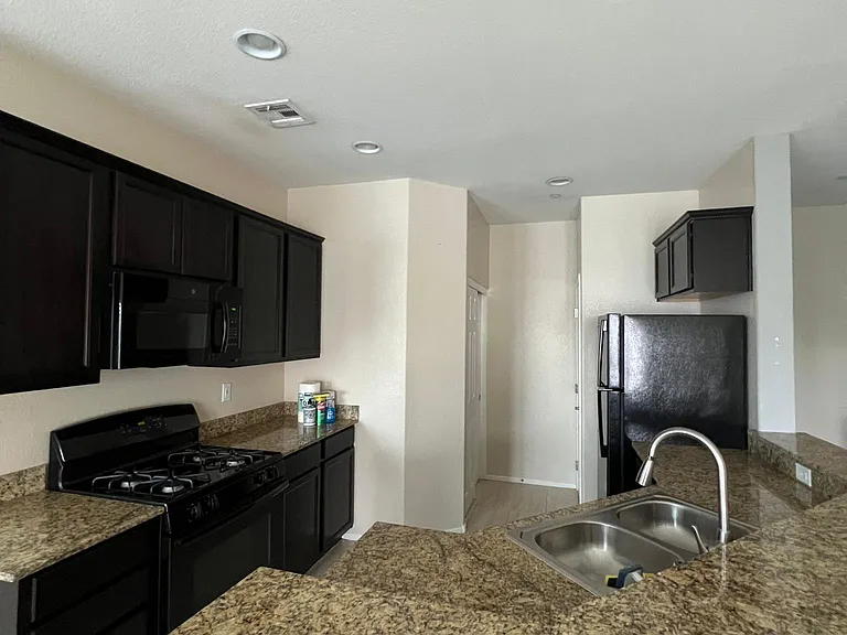 6488 Clara Bow Ave #101 — Photo 11