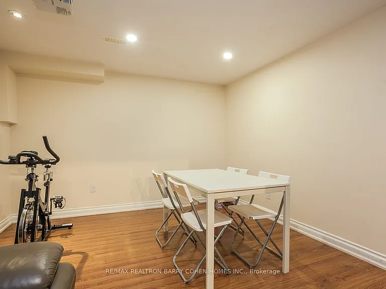 12 Longwood Dr #BASEMENT — Photo 10