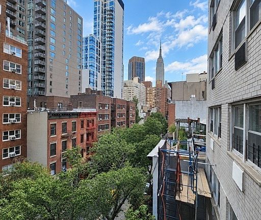 3rd image of 245 E 35th St APT 7D