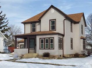 308 E Center St, Mount Morris, IL 61054