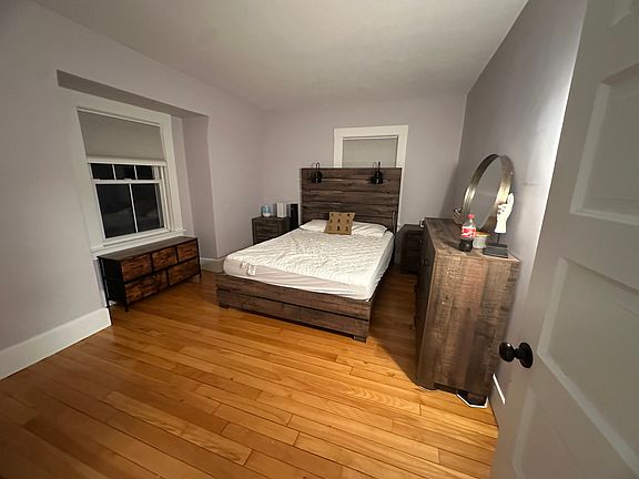 4th image of 7 Inman St