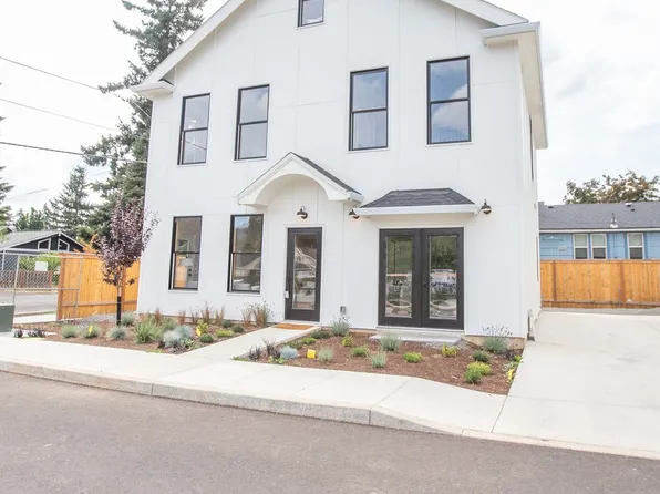 7745 SE Lambert St, Portland, OR 97206