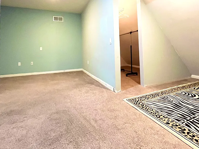727 Evans St — Photo 15
