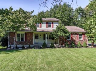 26 Richter Dr, Danbury, CT 06811